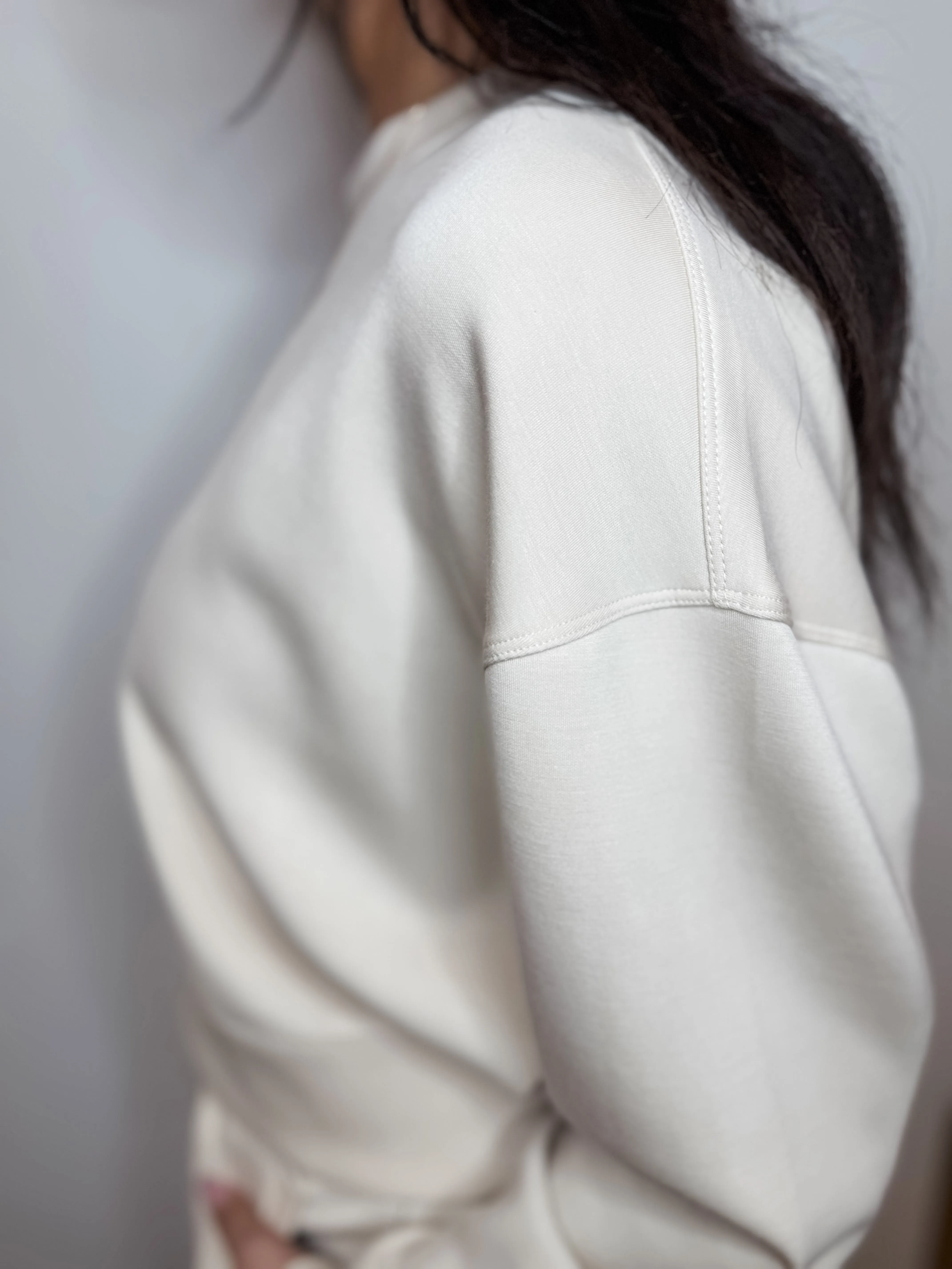 Lucie Sweatshirt